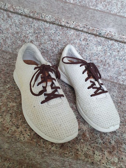 Дамски обувки от естествена кожа