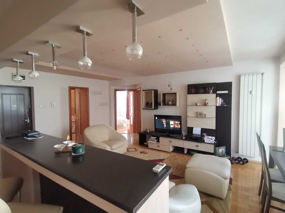 Apartament 3 camere , cu 2 bai (Garaj subteran inclus) de închiriat – Prima Nufărul