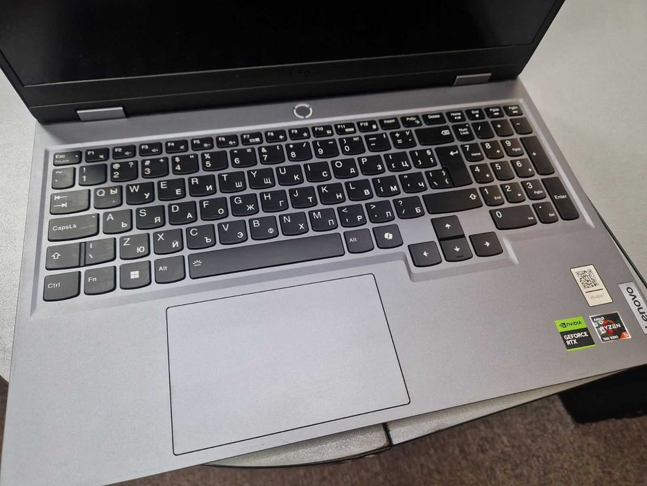 Лаптоп Lenovo LOQ 15ARP9
