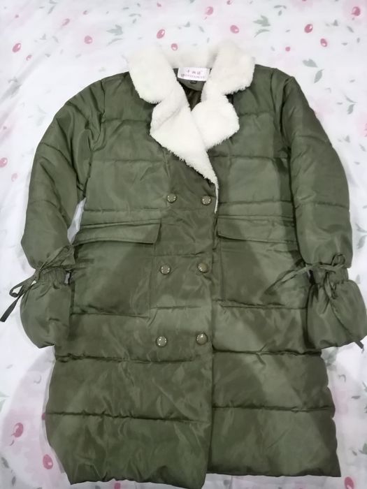 Женский куртка 80.000