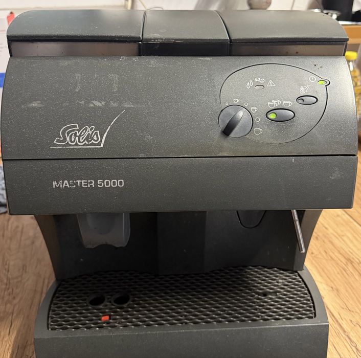 Vand aparat automat de cafea