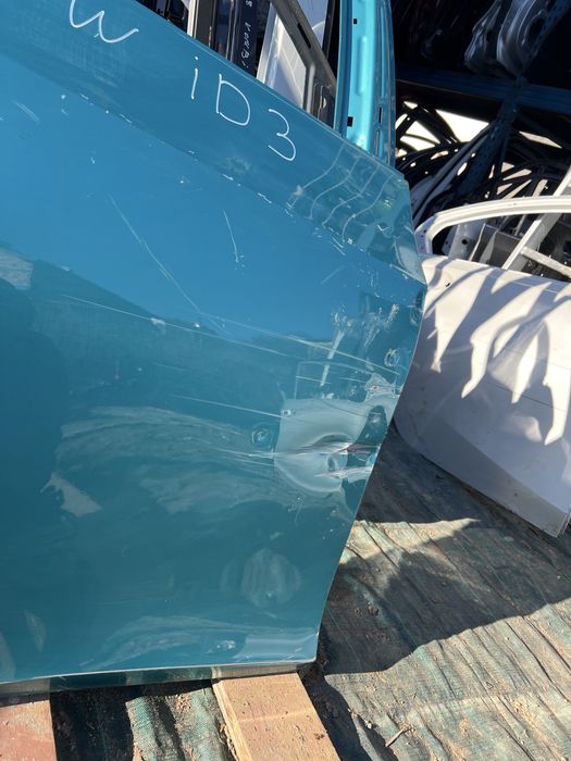 VW ID3 задна дясна врата