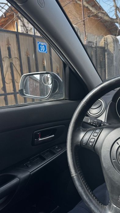 MAZDA 3 2004 — imagine 4