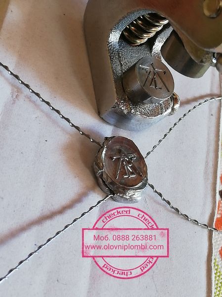 Пломбажни Клещи За Оловни Пломби,Изработва Гравюри Всички Видове.