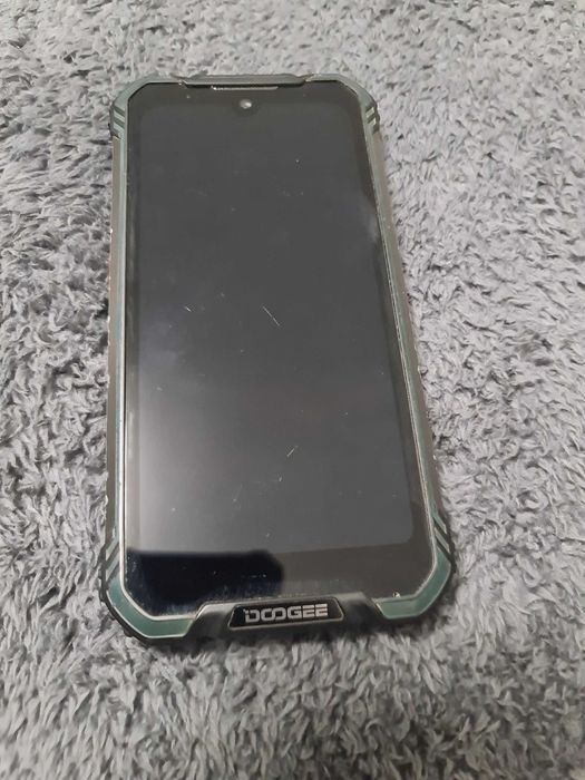 Telefon Dogee de 64 gb