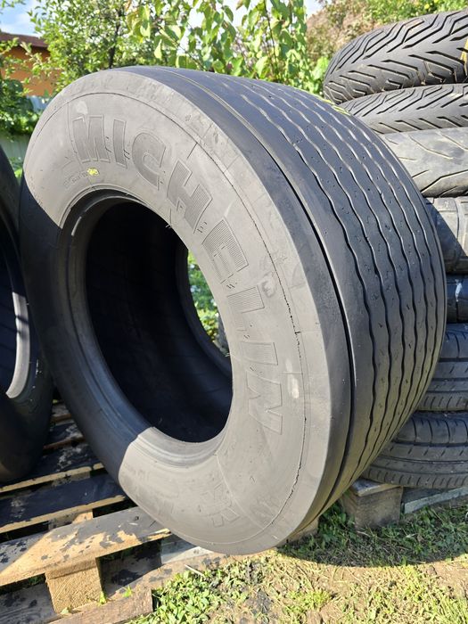 2 Anvelope Semiremorca Michelin 445/45 R19.5  Stare Perfectă.