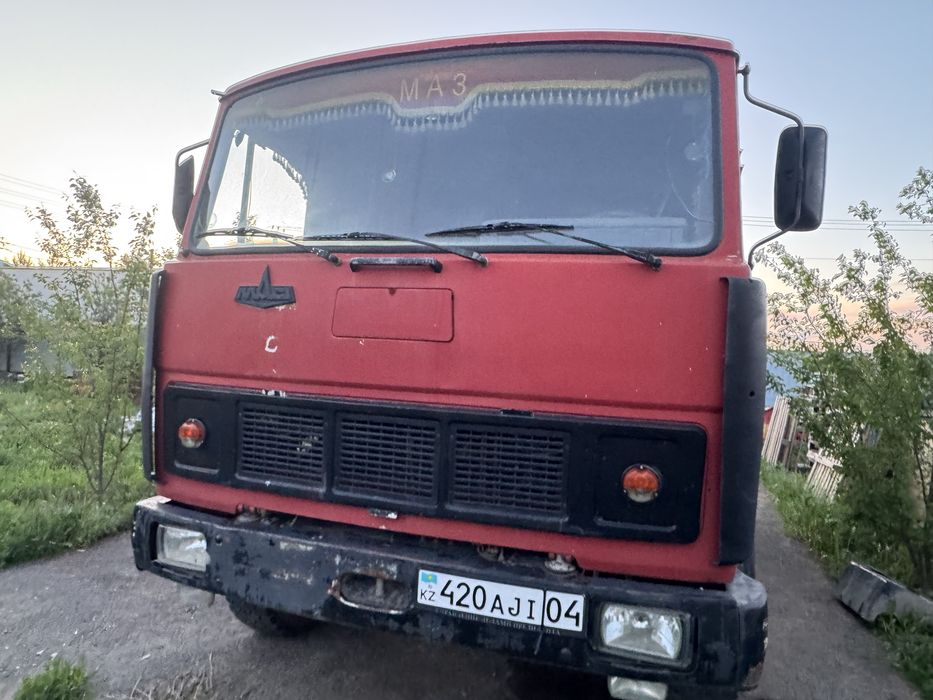 Продам грузовой маз 5551