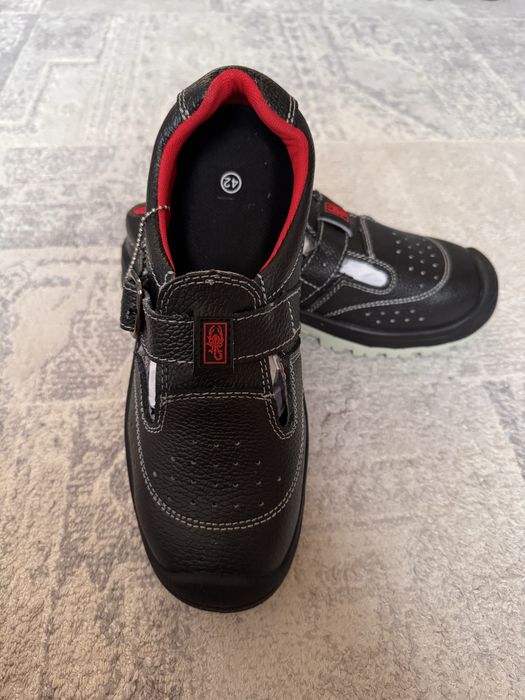 Спецобувь зимняя и летняя