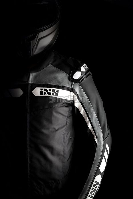 Geaca moto piele textil 52 NOUA cu eticheta. Look racing cocoasa