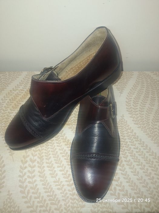 Продам мужские туфли