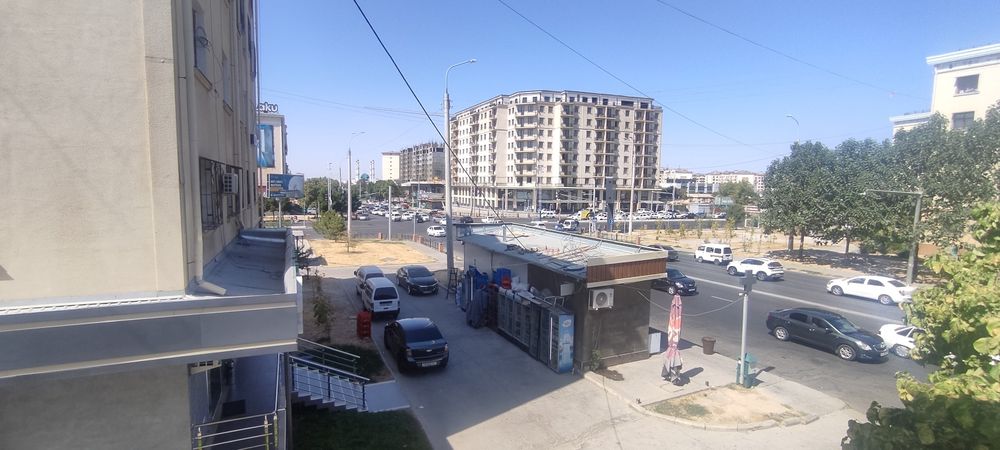 Dom sotiladi. Olmazor tumani. Sag'bon ko'cha. Nurafshon-Sag'bon chorra