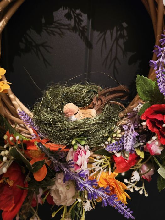 Coroniță decorativă cu flori