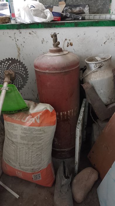 Продаю разные товары .