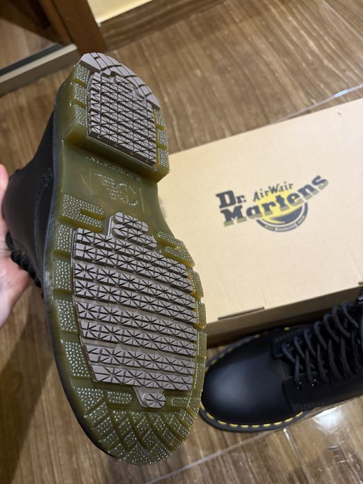Ghete Dr Martens  piele naturala