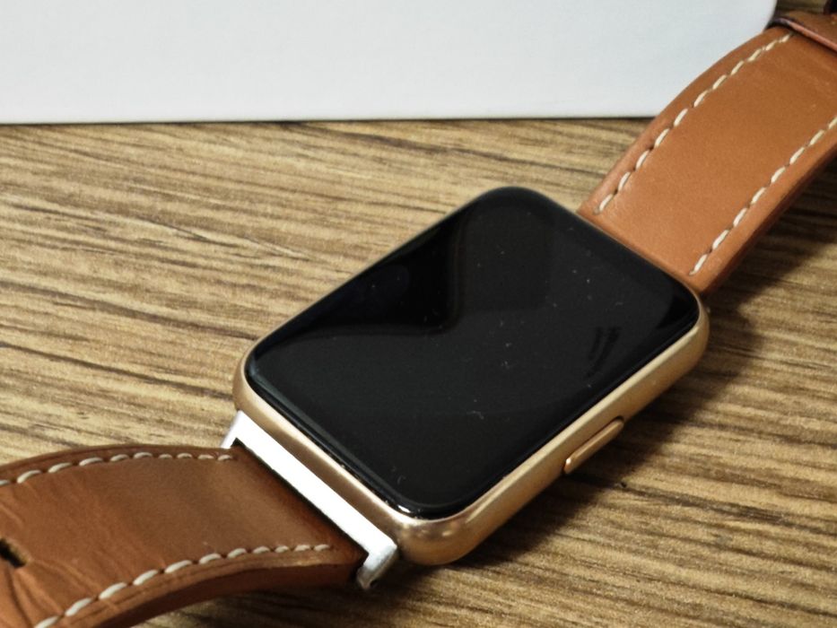 Huawei watch fit 2 смарт часовник пълен комплект