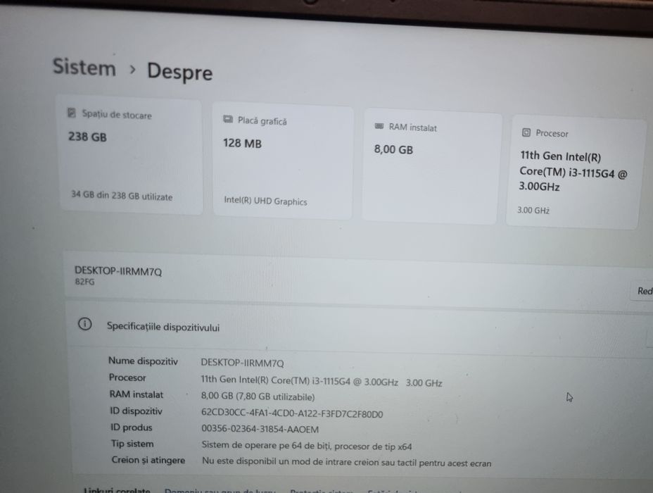 Lenovo Ideapad 5 Intel Core i3 1115G4, 8 GB RAM, 256 GB SSD