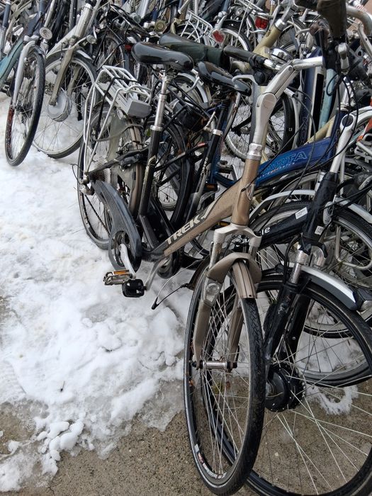 Vând sau schimb biciclete