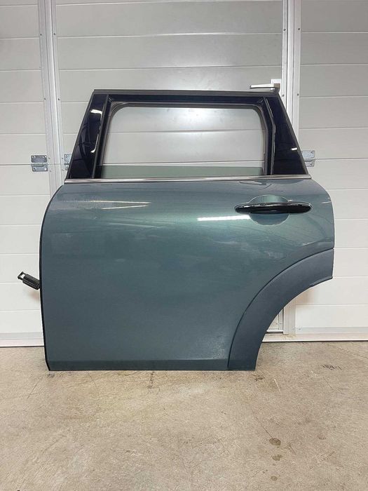 Задна лява врата за MINI Clubman F54