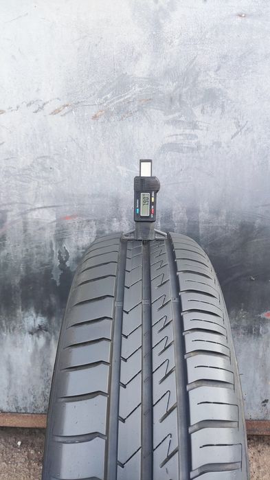 1брой лятна гума 185/65/15 Laufenn G Fit EQ+
dot22 
7.9mm
Гумата е в