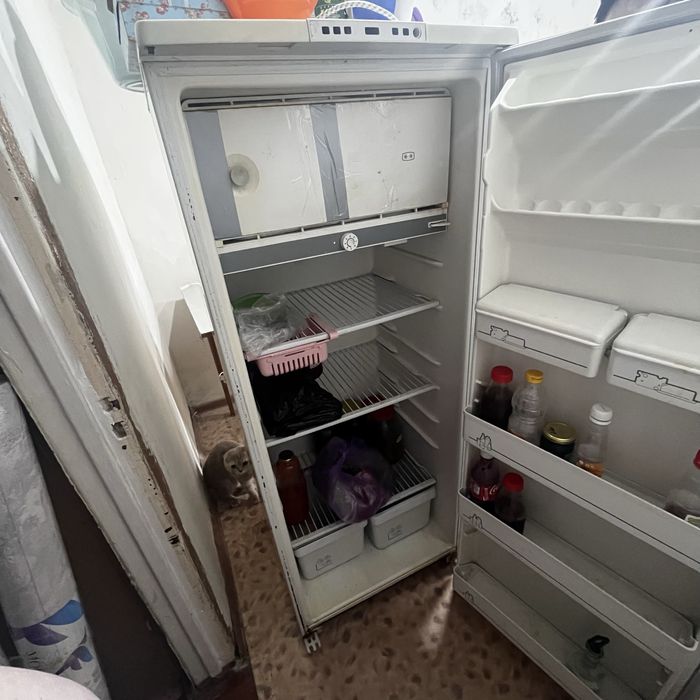 Продам холодильник