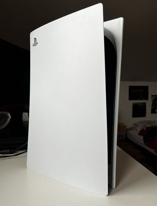 PlayStation 5 • Disk Edition • 1 Tb