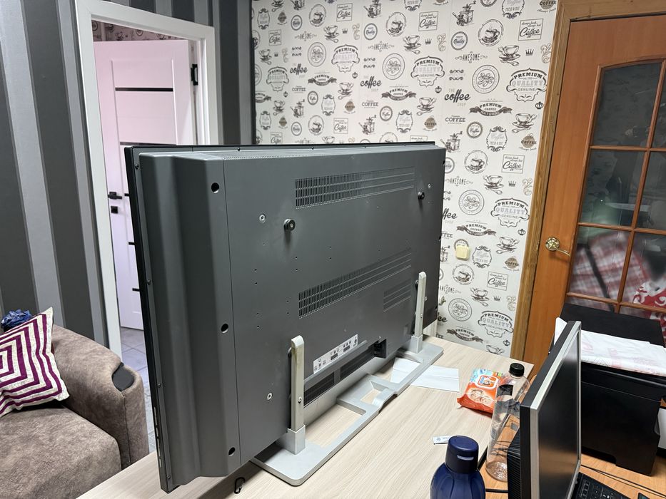 Продам телевизор