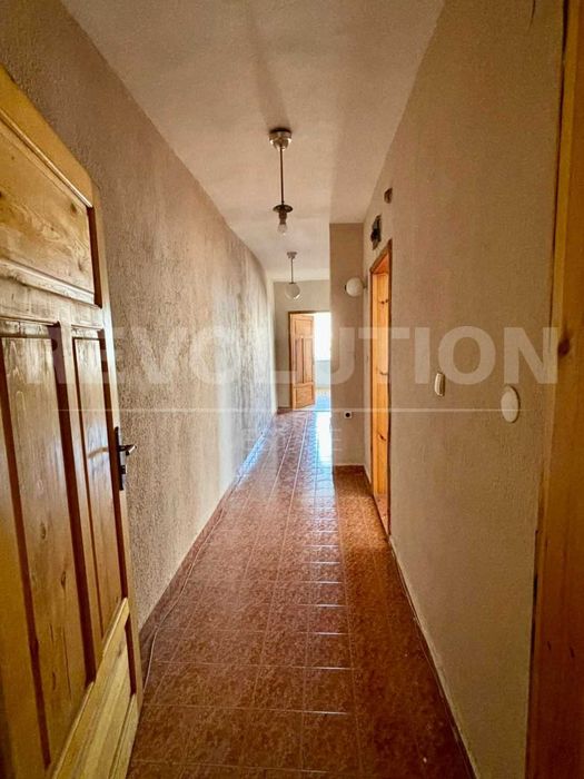 Продава се Тристаен апартамент в Варна, Център - 95 кв.м за 1399 €/кв.м - Снимка #5