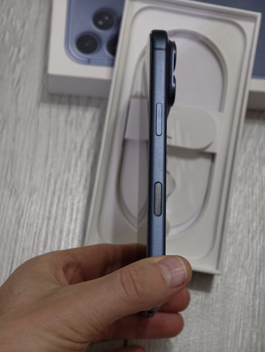 iPhone 17 Pro 256 gb ёмкость 100 физ сим