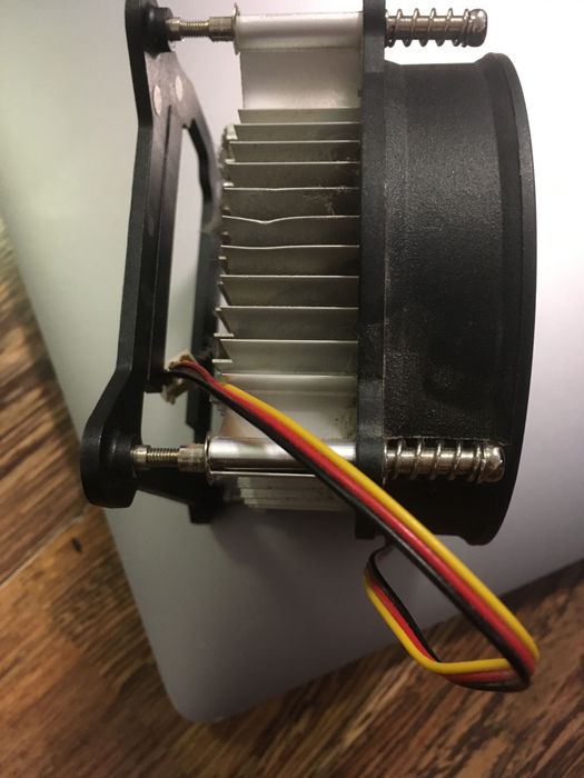 Продам кулер с радиатором