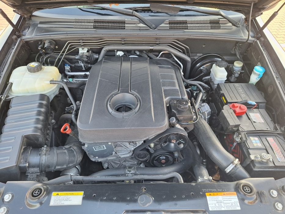 Vând SsangYong Rexton W 4x4 cu 7 locuri din 2016 ca NOU!