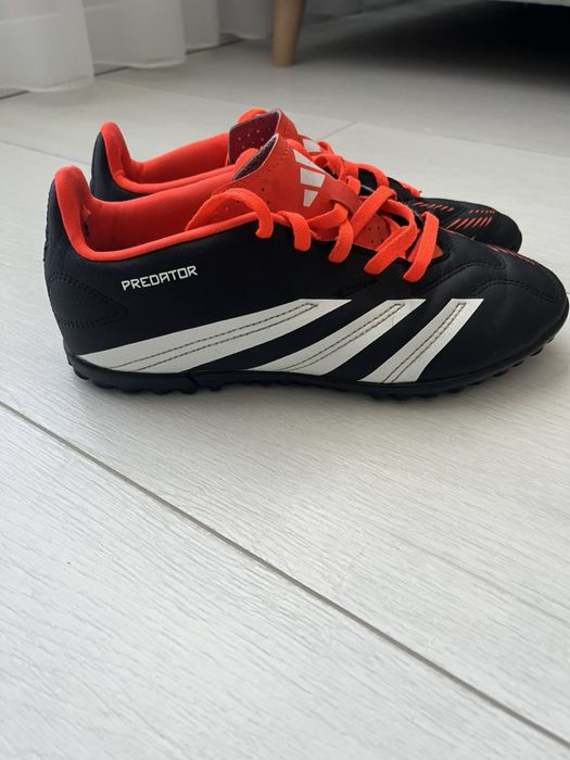 Футболни стоножки Adidas predator