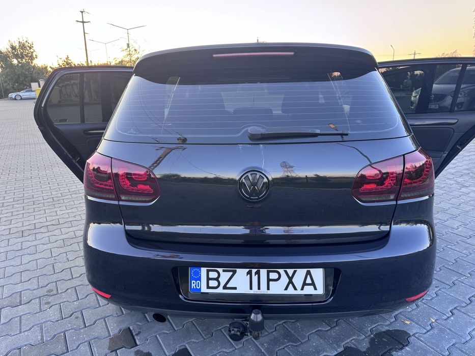VOLKSWAGEN Golf 2010 — imagine 5