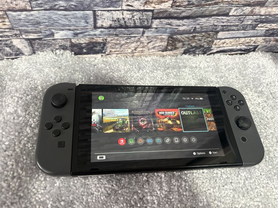 Nintendo Switch Modat - 128 + accesorii.