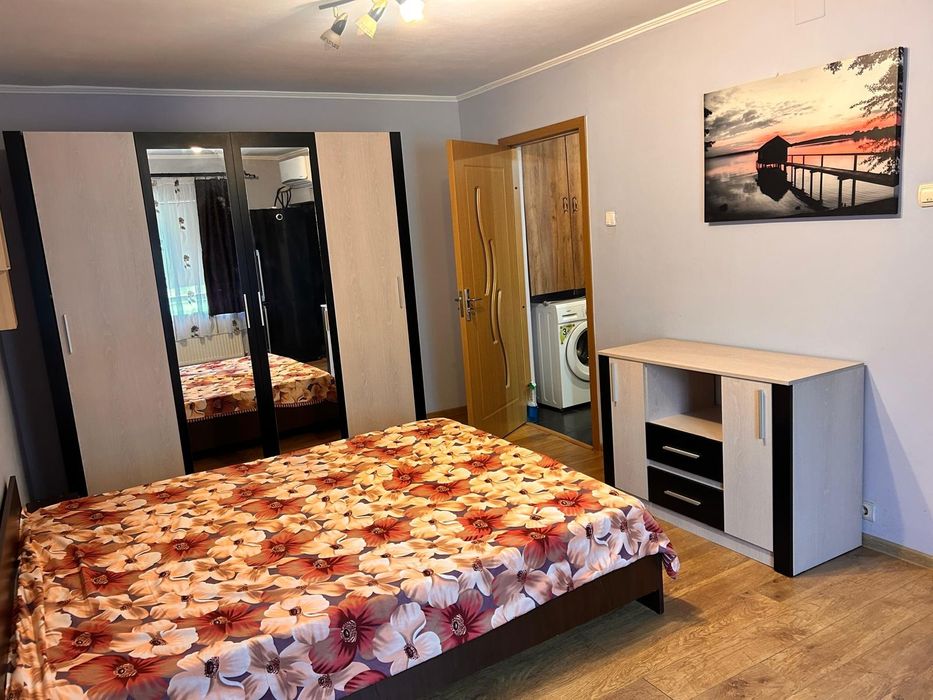 Închiriez apartament cu o camera