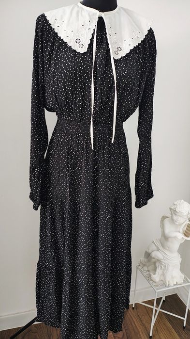 Rochie cu volane