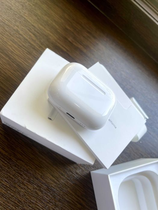 Airpods Pro 3 ORIGINAL YANGI, 1 kun ishlatilgan , kafolat 1 oy
