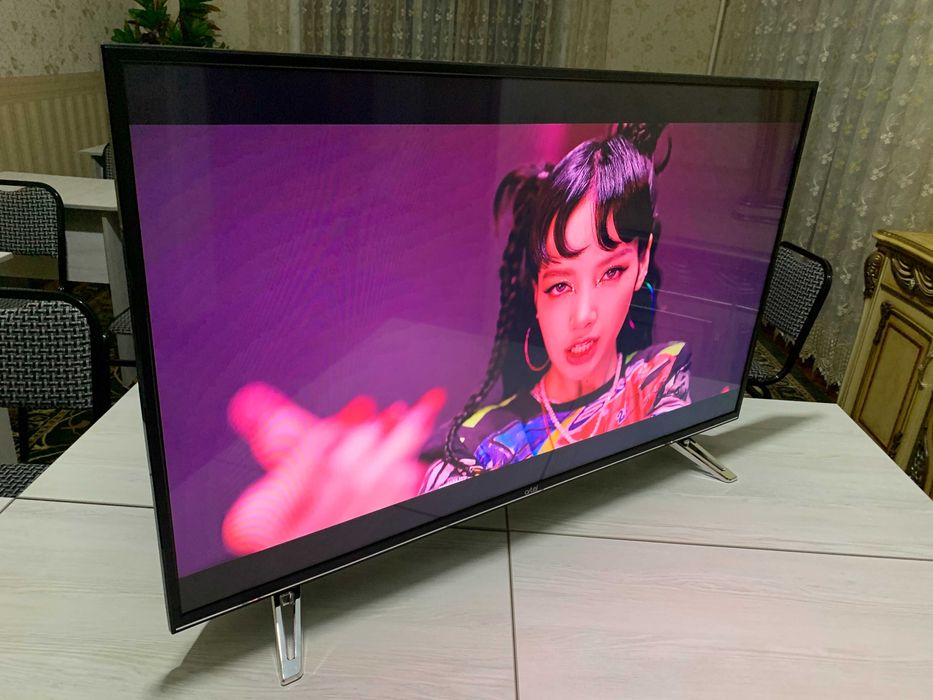 Телевизор Artel 43 диагональ, Не Смарт!