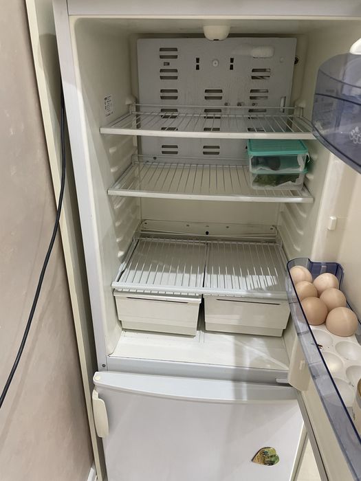Холодильник бирюса