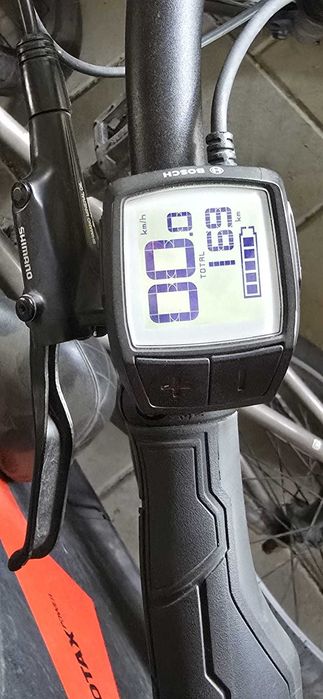 Cube Kathmandu Hybrid Pro 625 - Ca Nouă (169 km) Bicicletă electrică trekking, cadru S