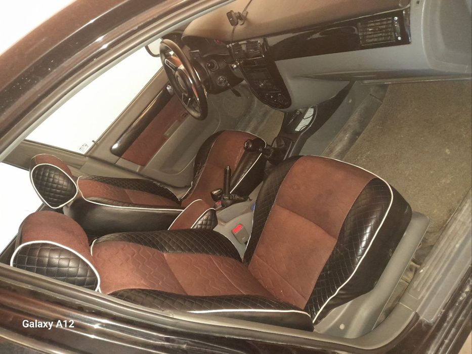 Chevrolet Lacetti 1.8 sotiladi