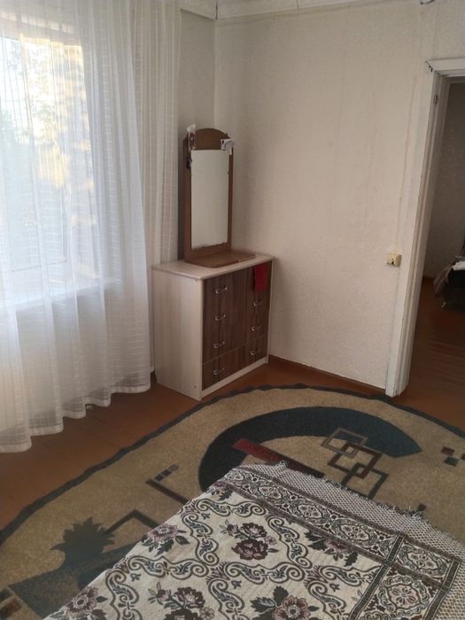 Продам квартиру в центре Бишкуля