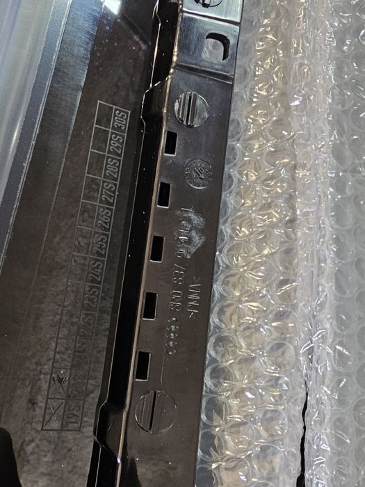 trimuri exterioare noi originale audi q5 2009 - 2017

cod oe:
8r0 837