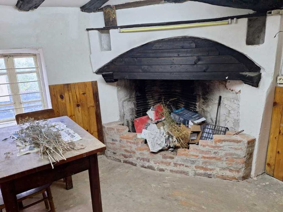 Продава къща с гледка само на 11 км от Габрово