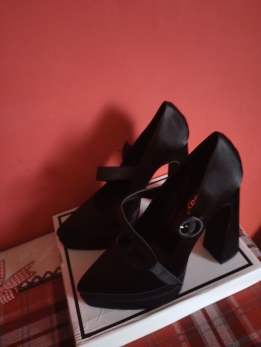 Черни обувки от плат 40 номер