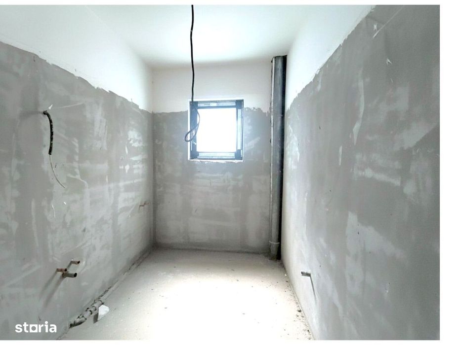 Vilă P+E+Pod | 200 MP Utili | Șcheia | Drum Privat