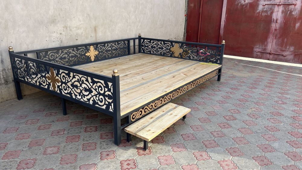 Саки, сәкі, тапчан, топчан