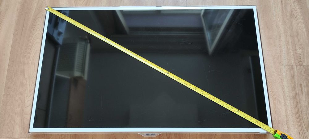 LED-Телевизор SAMSUNG модель:UE40ES6710S