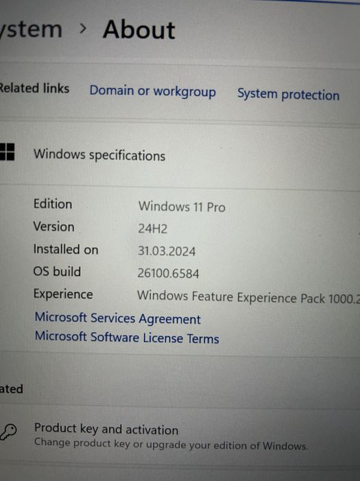 Laptop Asus ZenBooK Harman/ Kardon