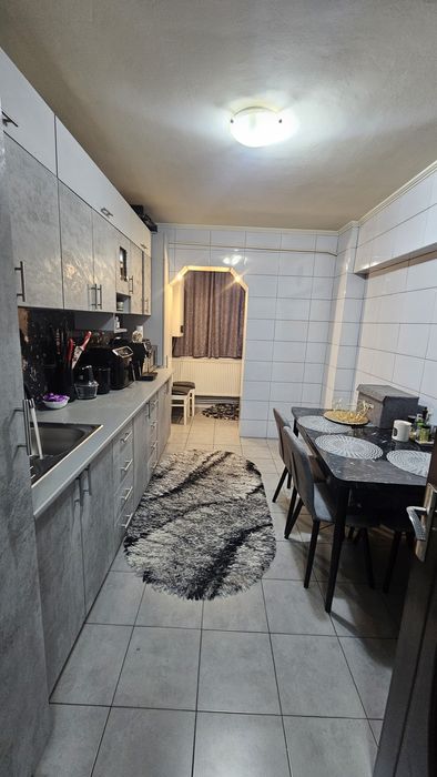 Vând apartament 3 camere/Mobilat