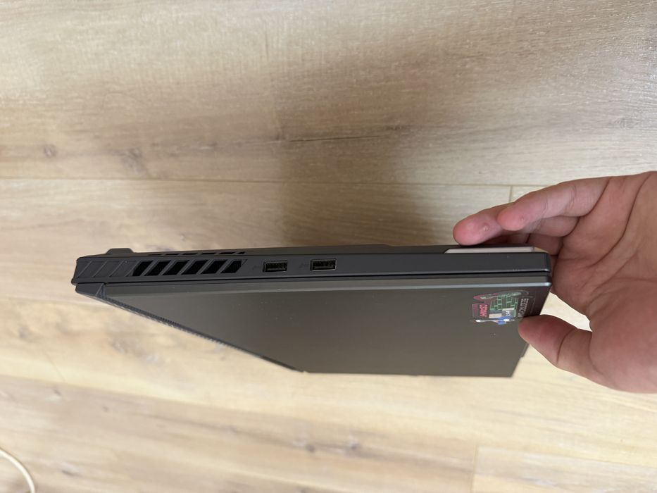 Asus ROG Strix G16